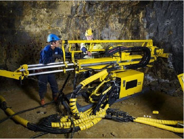 APC Kontrol Derin Delik Delme 2000m Sondaj Derinliği Yeraltı Matkap Rig Diamec U8