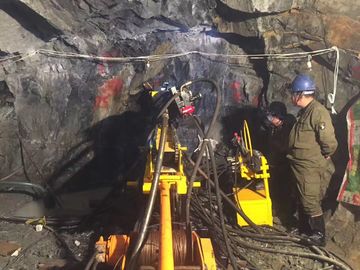 Z90-3 HQ 300m Yeraltı Matkap ustası, Tünel açma ve su tutma amaçlı kullanılır