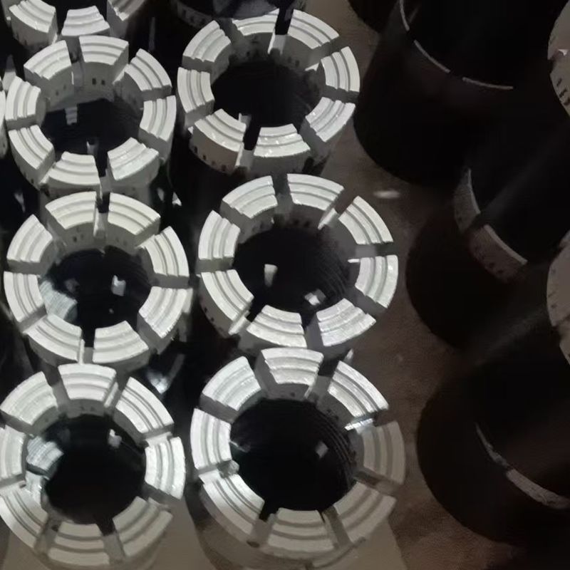 Hızlı Penetrasyon ve Güvenilir Çekirdek Örnekleme için Optimize DCDMA Standrad Elmas Çekirdek Bitleri